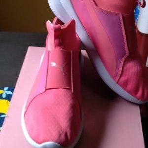 Puma Sneakers